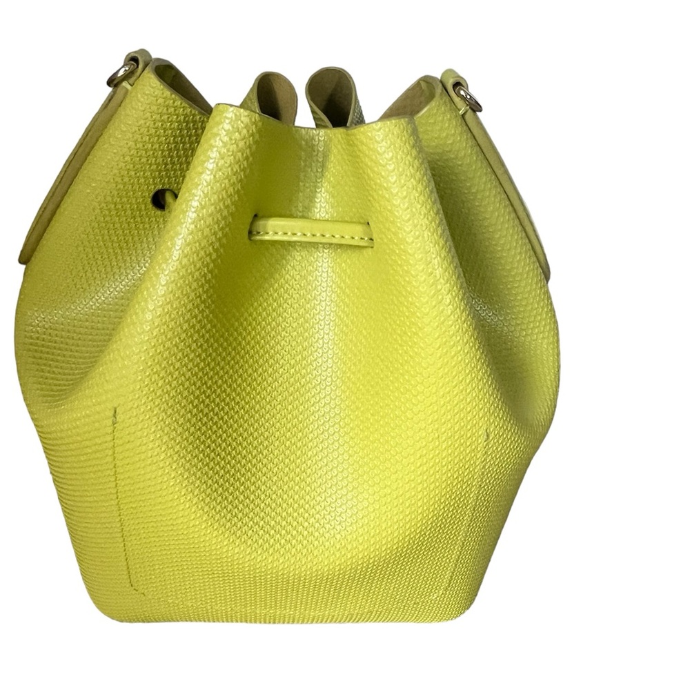 Lacoste Leather Bucket Bag RARE lime green color. - Picture 2 of 5